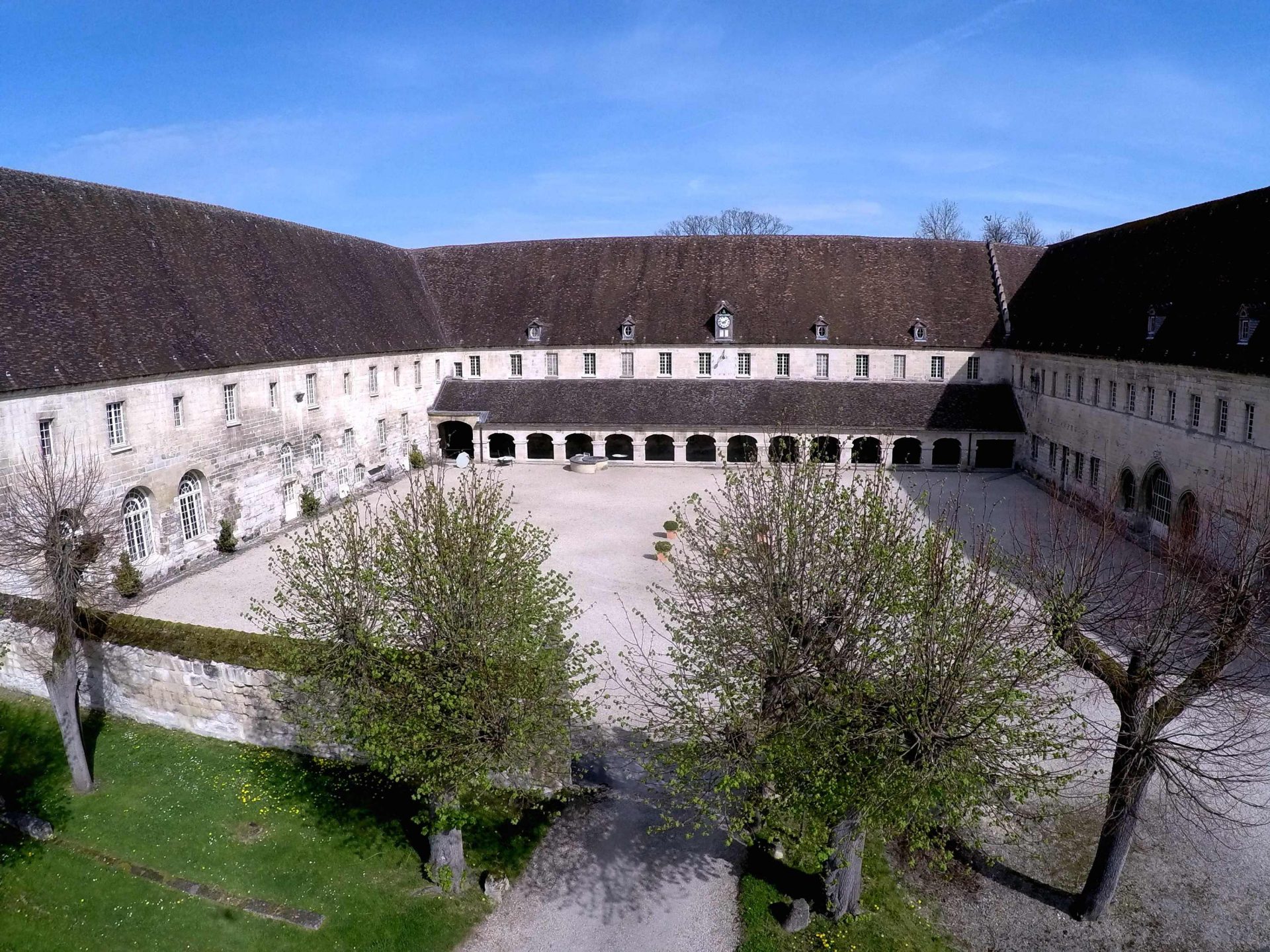 Moncel Royal Abbey - Destination Parc Oise Pays de France