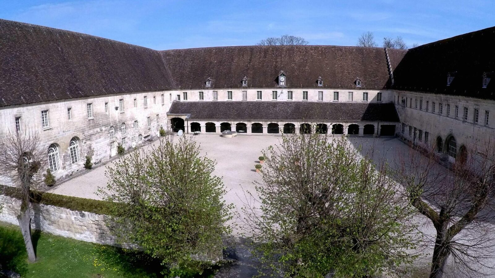 Abbaye royale du Moncel